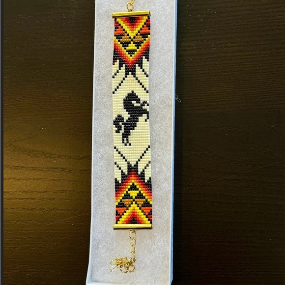 Handwoven loom cuff panel bracelet adjustable seed bead Native American motif - Picture 2 of 8